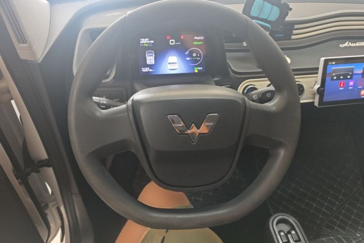 Used Wuling Hongguang MINIEV 2022 Zizai Version Lithium Iron Phosphate Steering Wheel