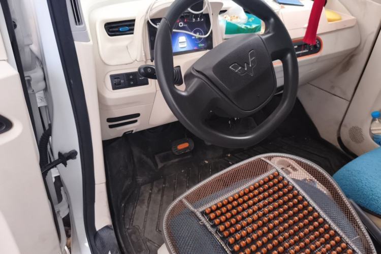 Used Wuling Hongguang MINIEV 2022 Zizai Version Lithium Iron Phosphate Steering Wheel