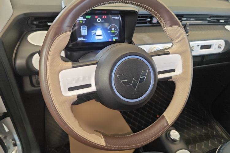Used Wuling Hongguang MINIEV 2022 GAMEBOY 200km Gaming Edition with Lithium Iron Phosphate Steering Wheel
