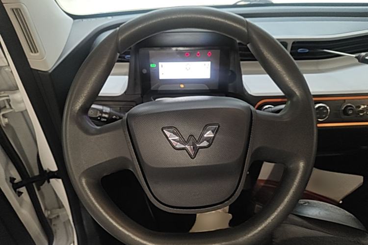 Used Wuling Hongguang MINIEV 2022 Easy Version Lithium Iron Phosphate Steering Wheel
