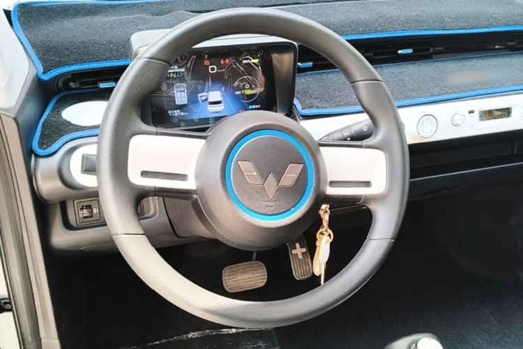 Used Wuling Hongguang MINIEV 2022 GAMEBOY 200km Gaming Edition with Lithium Iron Phosphate Steering Wheel