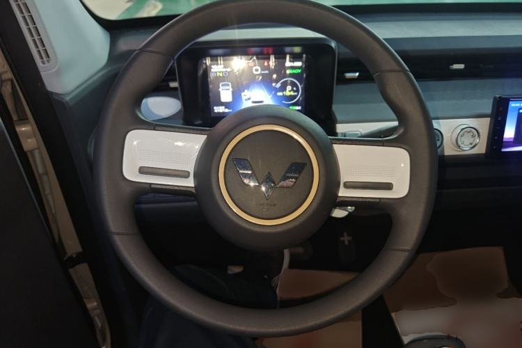 Used Wuling Hongguang MINIEV 2022 GAMEBOY 200km Gaming Edition with Lithium Iron Phosphate Steering Wheel