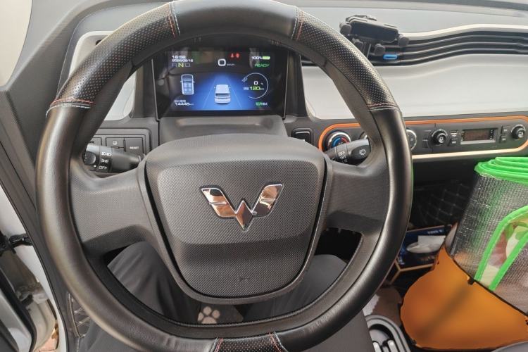Used Wuling Hongguang MINIEV 2022 Zizai Version Lithium Iron Phosphate Steering Wheel