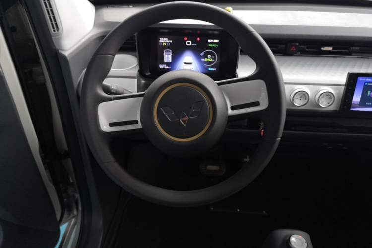 Used Wuling Hongguang MINIEV 2022 GAMEBOY 300km Play Edition Lithium Iron Phosphate Steering Wheel