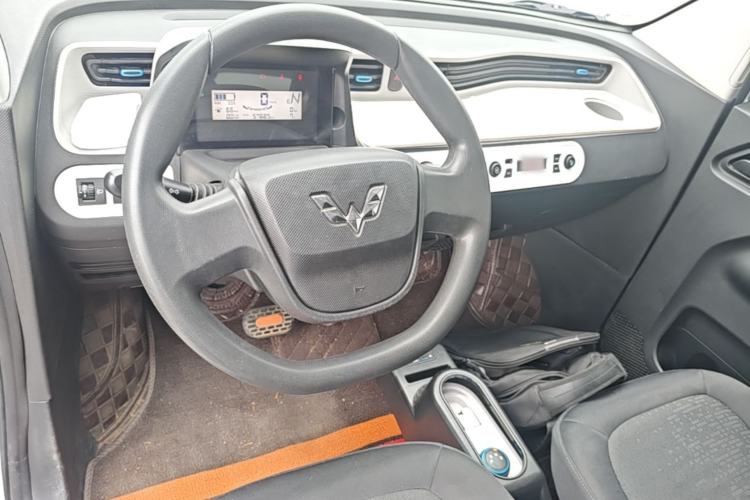 Used Wuling Hongguang MINIEV 2022 Easy Version Lithium Iron Phosphate Steering Wheel