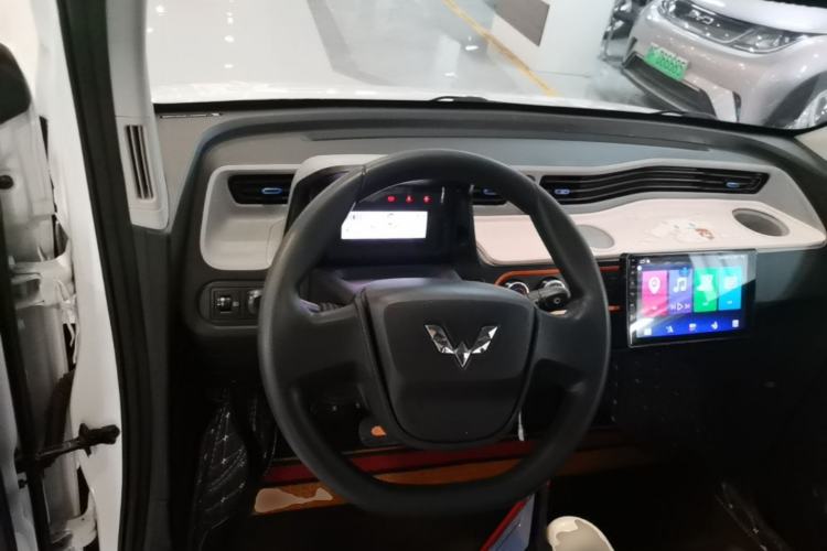 Used Wuling Hongguang MINIEV 2022 Easy Version Lithium Iron Phosphate Steering Wheel