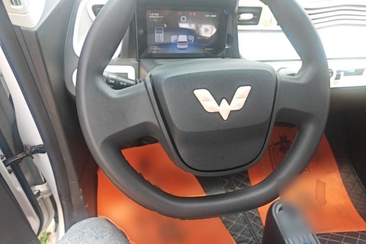 Used Wuling Hongguang MINIEV 2022 Zizai Version Lithium Iron Phosphate Steering Wheel