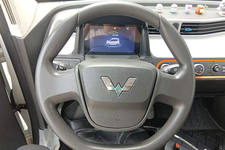 Used Wuling Hongguang MINIEV 2022 Zizai Version Lithium Iron Phosphate Steering Wheel