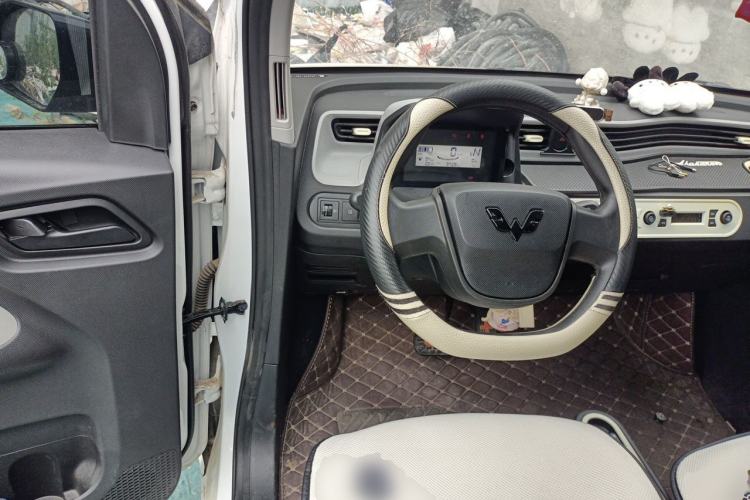 Used Wuling Hongguang MINIEV 2022 Easy Version Lithium Iron Phosphate Steering Wheel