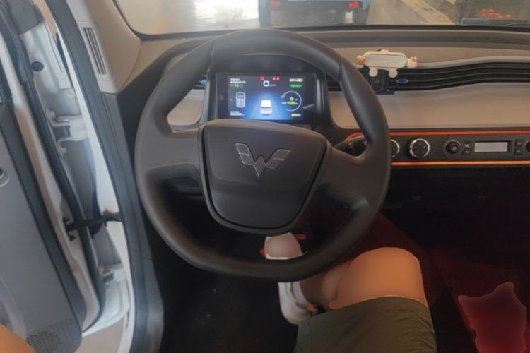 Used Wuling Hongguang MINIEV 2022 Zizai Version Lithium-NMC Steering Wheel
