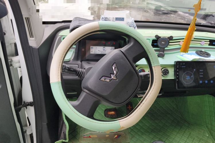 Used Wuling Hongguang MINIEV 2022 Easy Version Lithium Iron Phosphate Steering Wheel