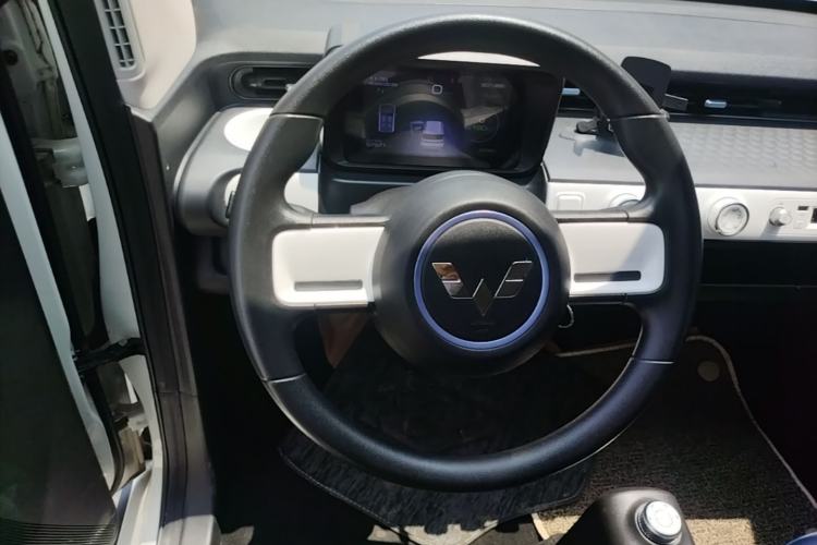 Used Wuling Hongguang MINIEV 2022 GAMEBOY 200km Gaming Edition with Lithium Iron Phosphate Steering Wheel