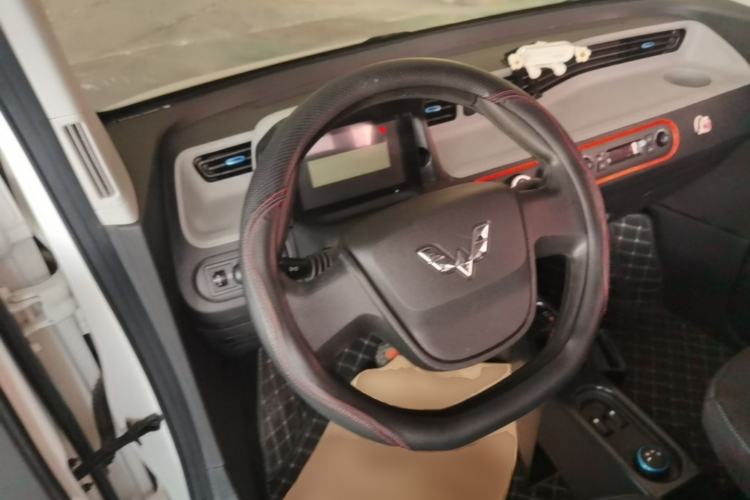 Used Wuling Hongguang MINIEV 2022 Zizai Version Lithium-NMC Steering Wheel
