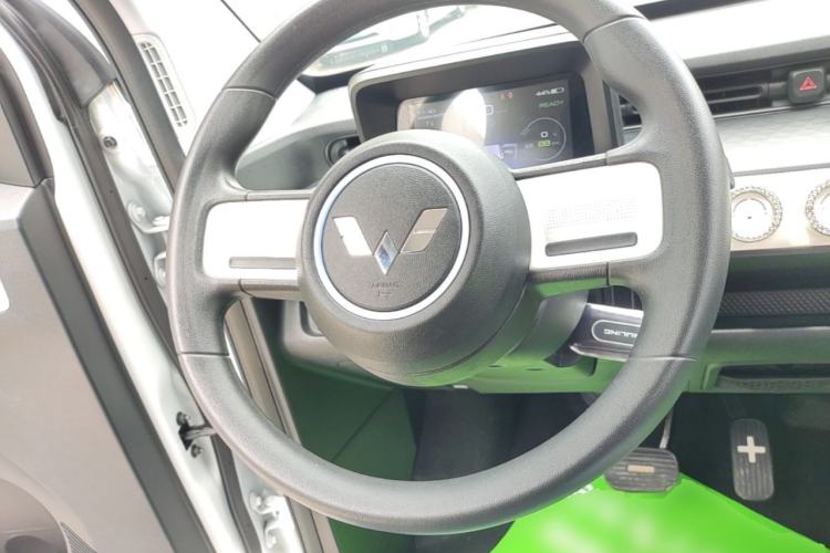 Used Wuling Hongguang MINIEV 2022 GAMEBOY 200km Gaming Edition with Lithium Iron Phosphate Steering Wheel