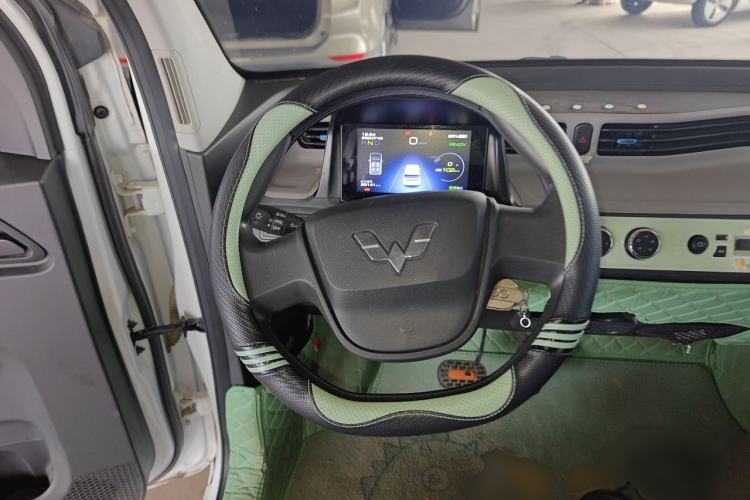 Used Wuling Hongguang MINIEV 2022 Zizai Version Lithium Iron Phosphate Steering Wheel