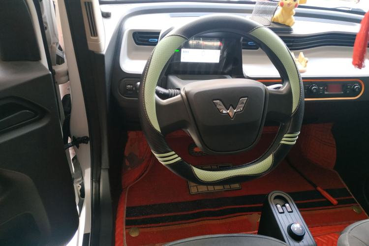 Used Wuling Hongguang MINIEV 2022 Easy Version Lithium Iron Phosphate Steering Wheel