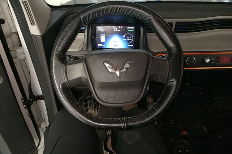 Used Wuling Hongguang MINIEV 2022 Zizai Version Lithium Iron Phosphate Steering Wheel