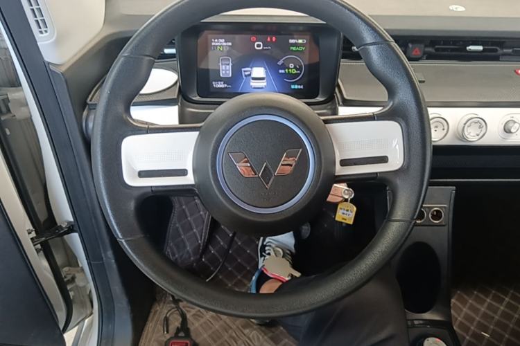 Used Wuling Hongguang MINIEV 2022 GAMEBOY 200km Gaming Edition with Lithium Iron Phosphate Steering Wheel