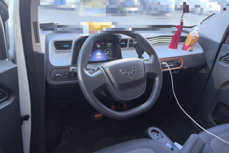 Used Wuling Hongguang MINIEV 2022 Zizai Version Lithium Iron Phosphate Steering Wheel