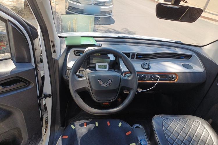 Used Wuling Hongguang MINIEV 2022 Easy Version Lithium-NMC Steering Wheel