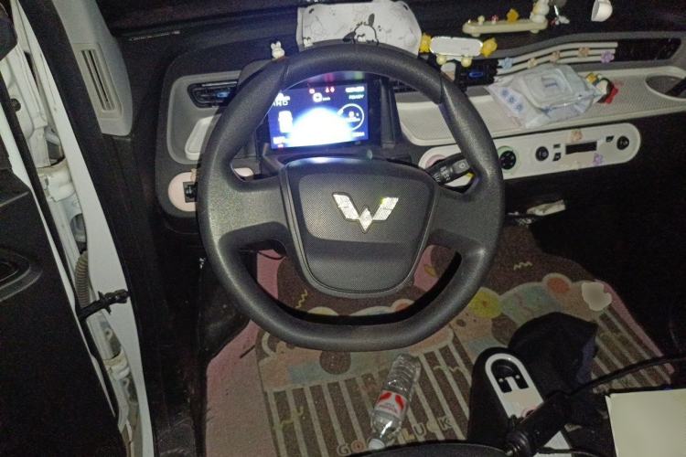 Used Wuling Hongguang MINIEV 2022 Zizai Version Lithium Iron Phosphate Steering Wheel
