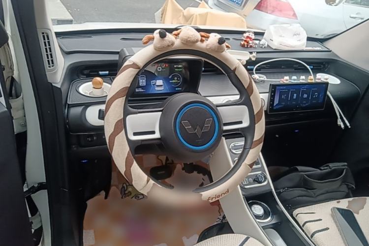Used Wuling Hongguang MINIEV 2022 GAMEBOY 300km Enthusiast Model with Lithium Iron Phosphate Steering Wheel
