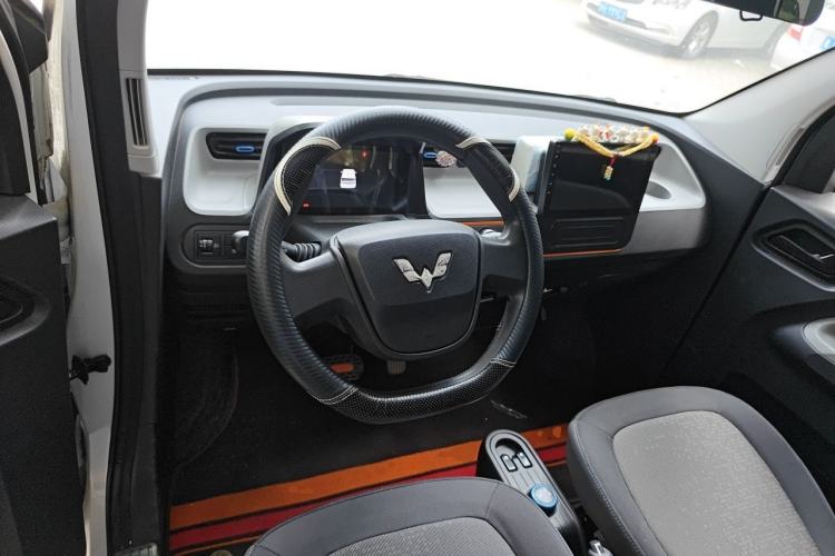 Used Wuling Hongguang MINIEV 2022 Zizai Version Lithium Iron Phosphate Steering Wheel