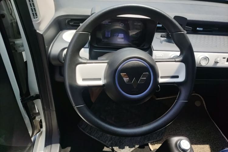 Used Wuling Hongguang MINIEV 2022 GAMEBOY 200km Gaming Edition with Lithium Iron Phosphate Steering Wheel