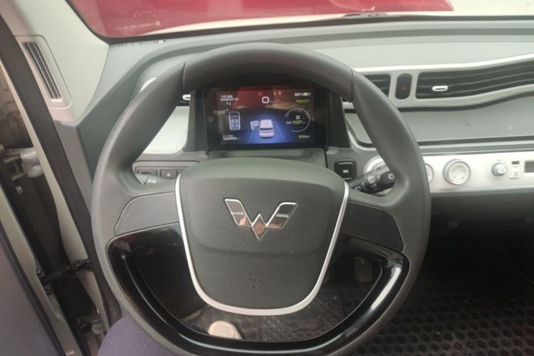 Used Wuling Hongguang MINIEV 2022 Macaron Premium Model – Lithium Iron Phosphate Steering Wheel