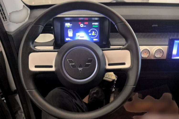 Used Wuling Hongguang MINIEV 2022 GAMEBOY 200km Gaming Edition with Lithium Iron Phosphate Steering Wheel