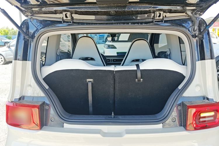 Used Wuling Hongguang MINIEV 2022 Macaron Fashion Edition Lithium-Nickel-Cobalt-Alpha-oxide Trunk