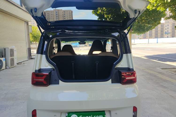 Used Wuling Hongguang MINIEV 2022 GAMEBOY 200km Gaming Edition with Lithium Iron Phosphate Trunk