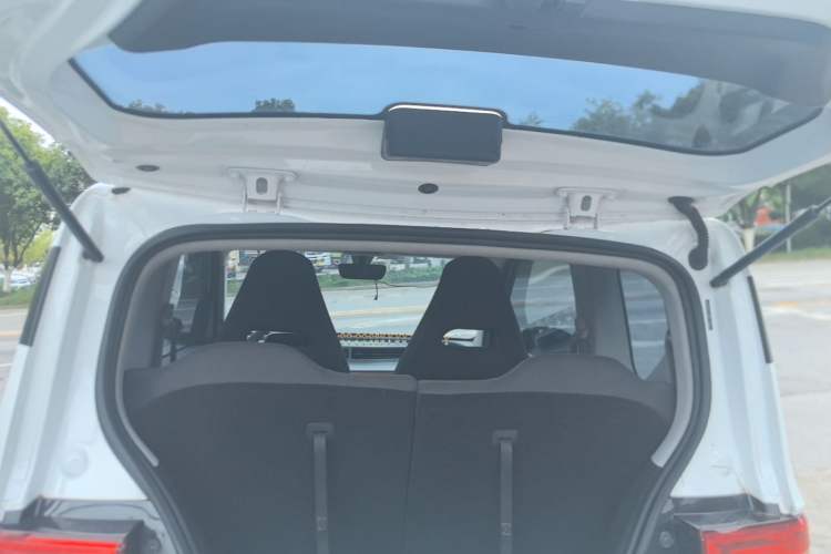 Used Wuling Hongguang MINIEV 2022 Easy Version Lithium Iron Phosphate Trunk