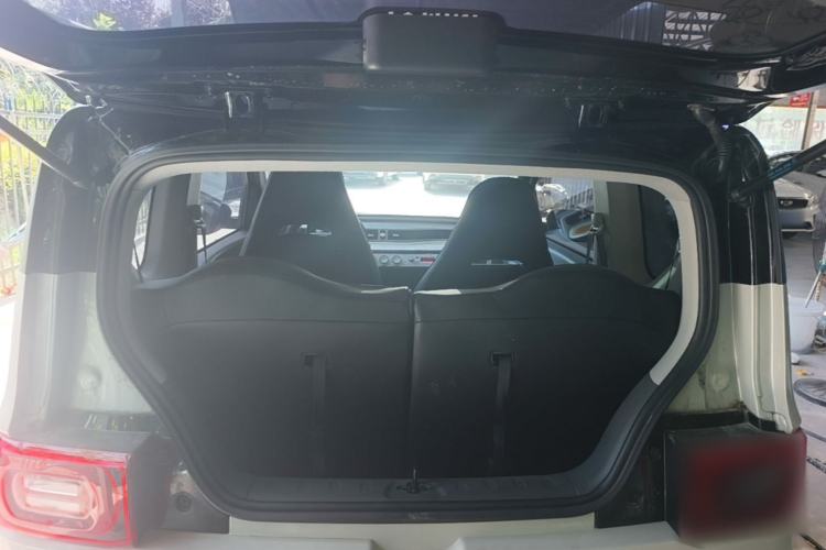 Used Wuling Hongguang MINIEV 2022 Macaron Premium Model – Lithium Iron Phosphate Trunk