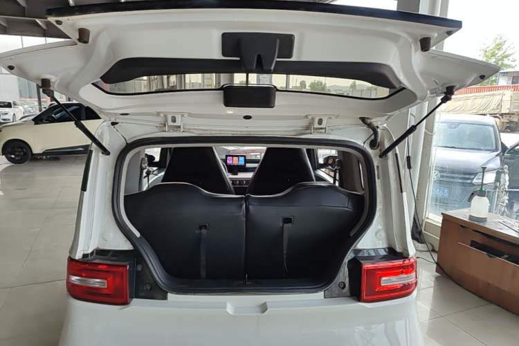 Used Wuling Hongguang MINIEV 2022 Easy Version Lithium Iron Phosphate Trunk