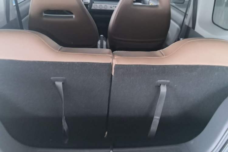 Used Wuling Hongguang MINIEV 2022 GAMEBOY 200km Gaming Edition with Lithium Iron Phosphate Trunk