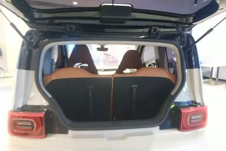 Used Wuling Hongguang MINIEV 2022 Macaron Fashion Edition Lithium-Nickel-Cobalt-Alpha-oxide Trunk