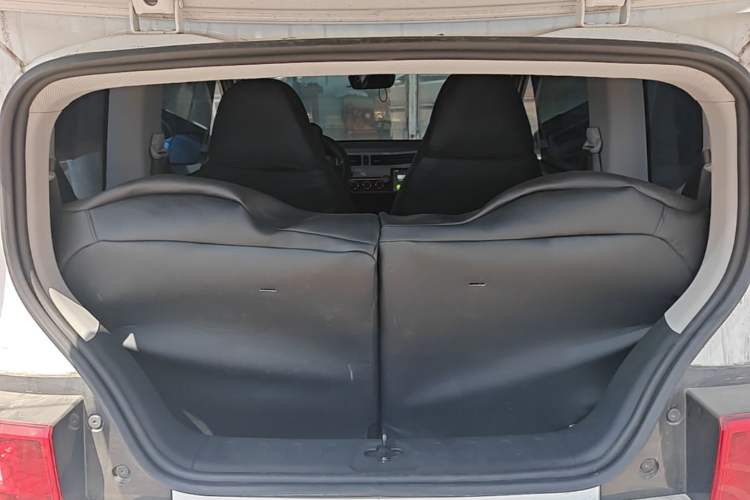 Used Wuling Hongguang MINIEV 2022 Easy Version Lithium Iron Phosphate Trunk
