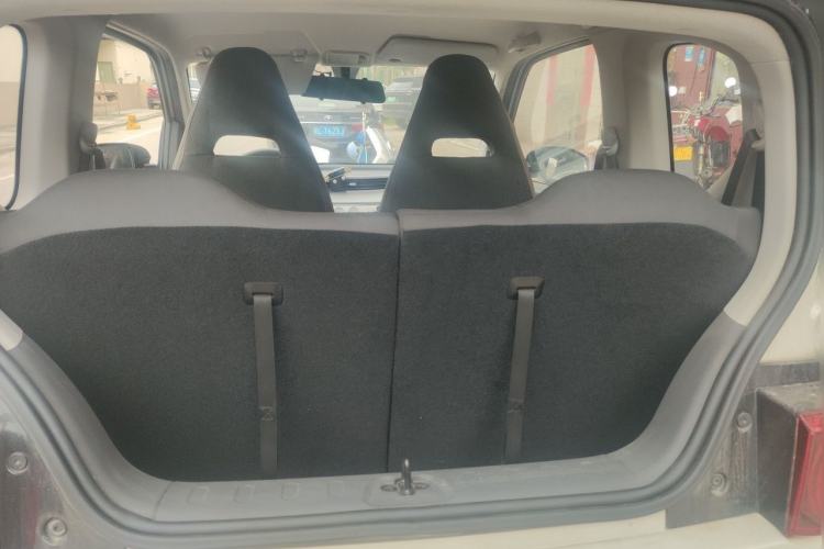 Used Wuling Hongguang MINIEV 2022 Macaron Premium Model – Lithium Iron Phosphate Trunk