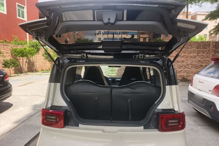 Used Wuling Hongguang MINIEV 2022 Macaron Premium Model – Lithium Iron Phosphate Trunk