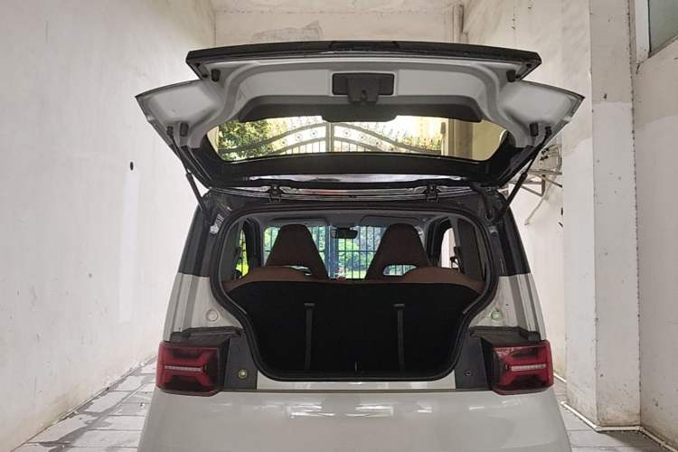 Used Wuling Hongguang MINIEV 2022 GAMEBOY 200km Gaming Edition with Lithium Iron Phosphate Trunk