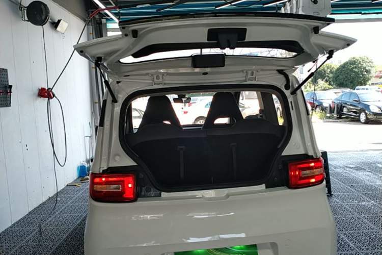 Used Wuling Hongguang MINIEV 2022 Zizai Version Lithium Iron Phosphate Trunk