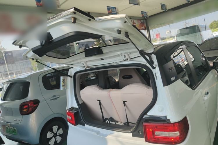 Used Wuling Hongguang MINIEV 2022 Easy Version Lithium Iron Phosphate Trunk