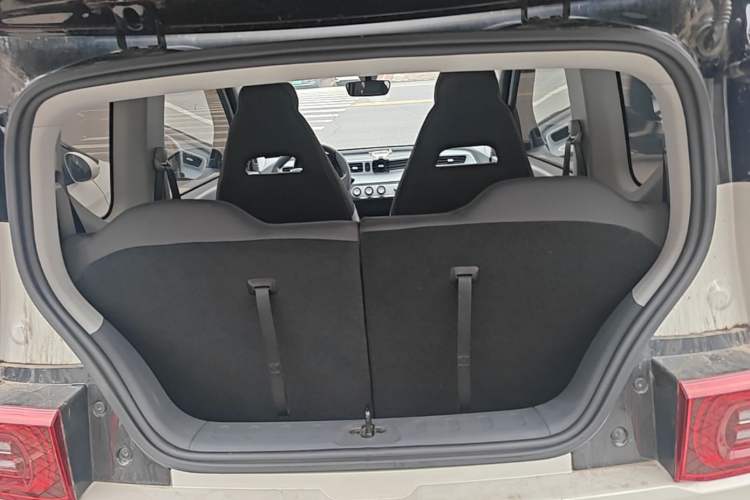 Used Wuling Hongguang MINIEV 2022 Macaron Fashion Edition Lithium-Nickel-Cobalt-Alpha-oxide Trunk
