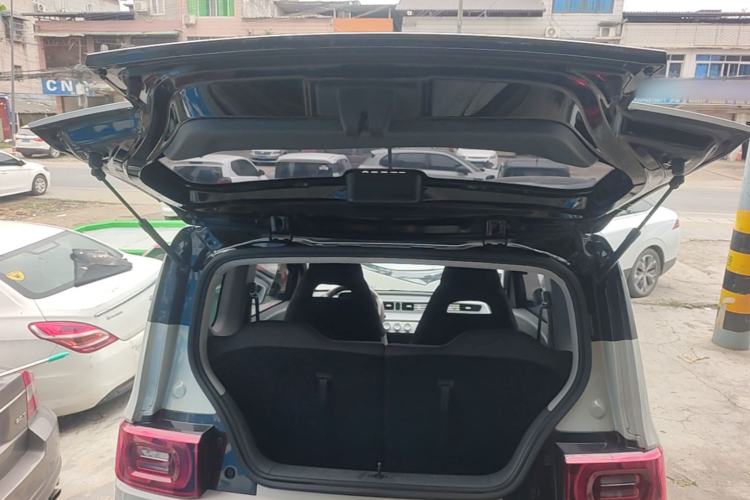 Used Wuling Hongguang MINIEV 2022 Macaron Fashion Model Lithium Iron Phosphate Trunk