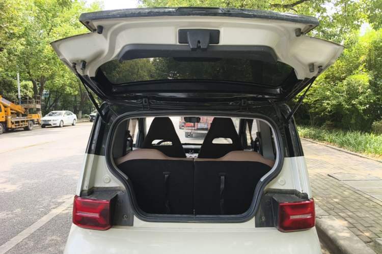 Used Wuling Hongguang MINIEV 2022 GAMEBOY 200km Gaming Edition with Lithium Iron Phosphate Trunk