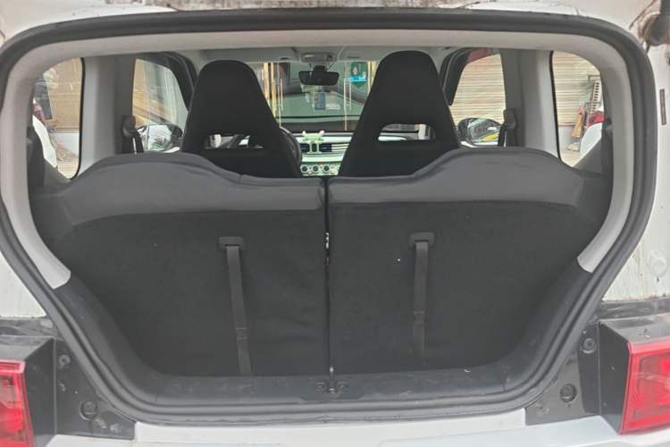 Used Wuling Hongguang MINIEV 2022 Zizai Version Lithium-NMC Trunk