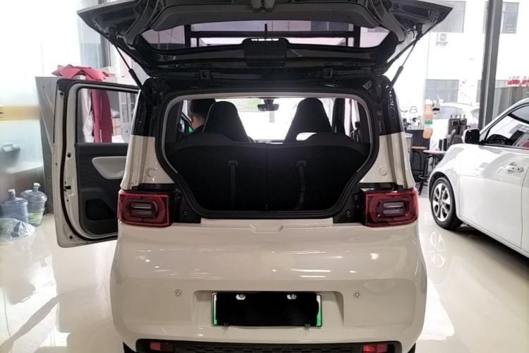 Used Wuling Hongguang MINIEV 2022 Macaron Premium Model – Lithium Iron Phosphate Trunk