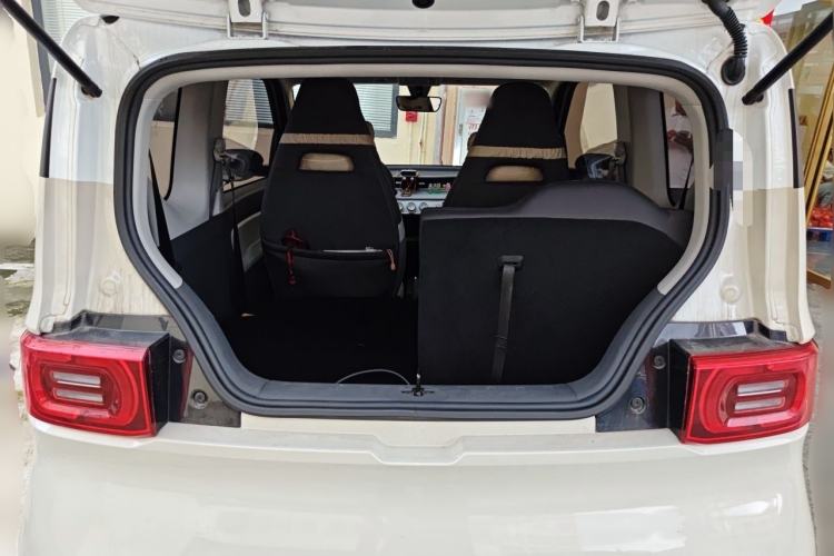 Used Wuling Hongguang MINIEV 2022 Macaron Premium Model – Lithium Iron Phosphate Trunk