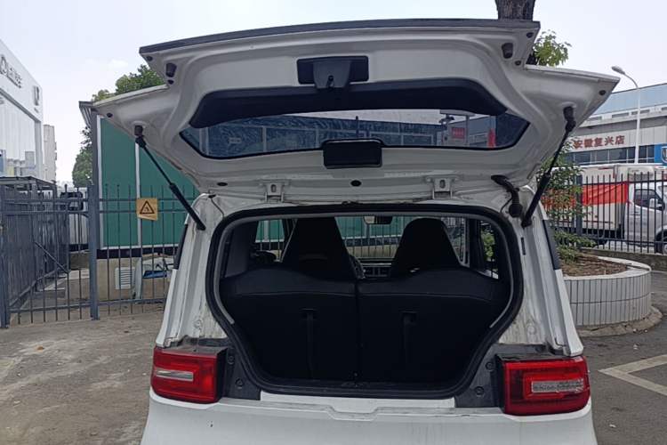 Used Wuling Hongguang MINIEV 2022 Easy Version Lithium Iron Phosphate Trunk